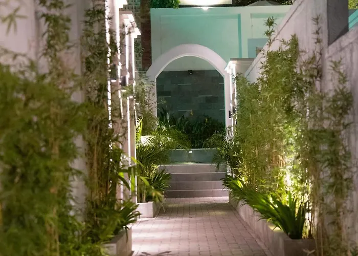 Kubu Bali Seminyak ホリデーパーク ケロボカン