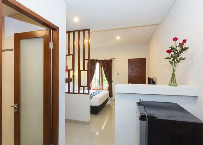 Kubu Bali Seminyak ホリデーパーク ケロボカン