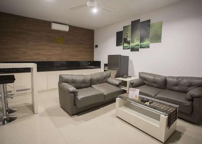 Kubu Bali Seminyak 3* ケロボカン